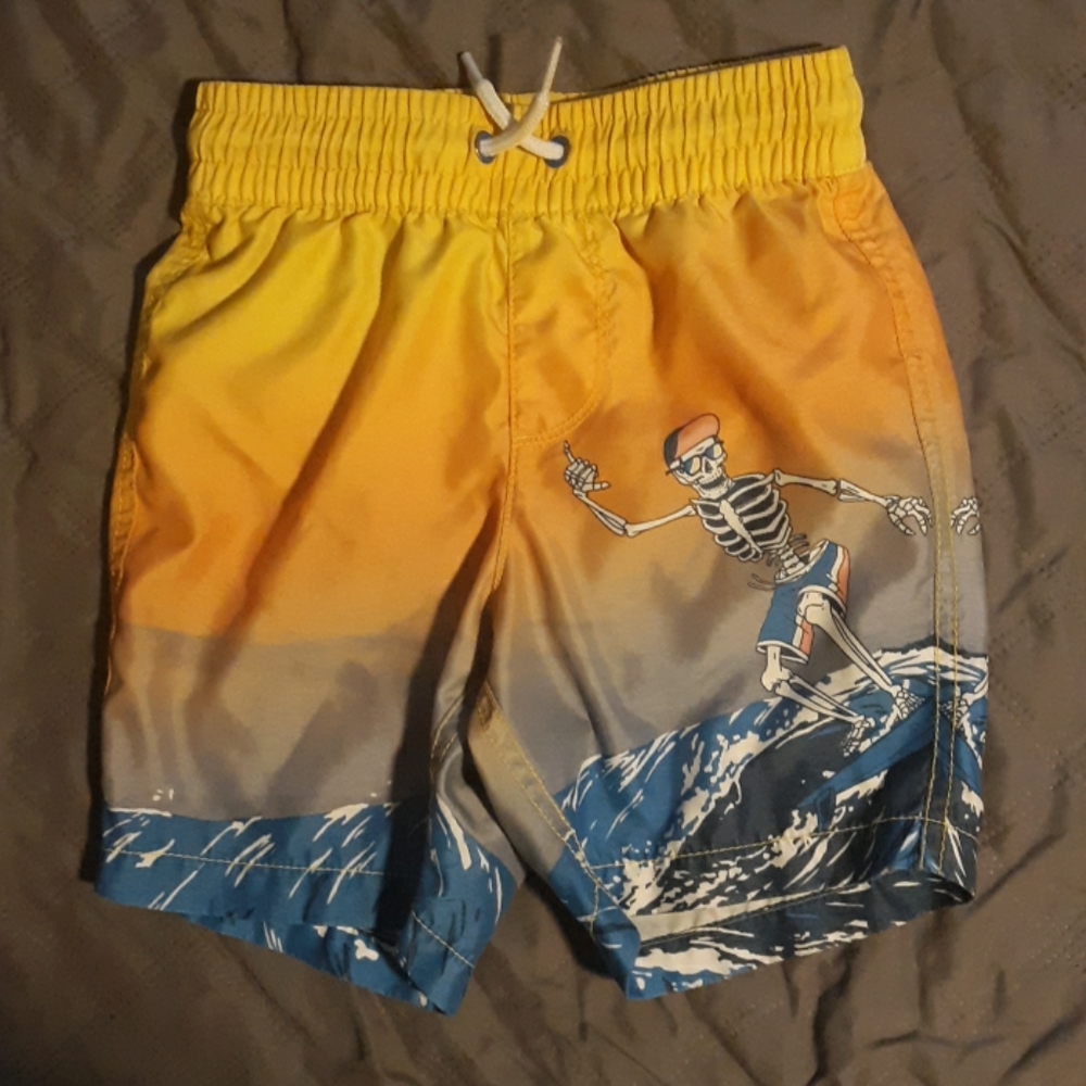 🔴 Old navy swimming trunks